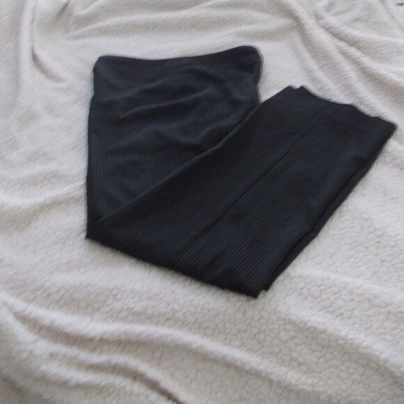 Courtenay Pinstripe Slacks Size 8 - Picture 1 of 3